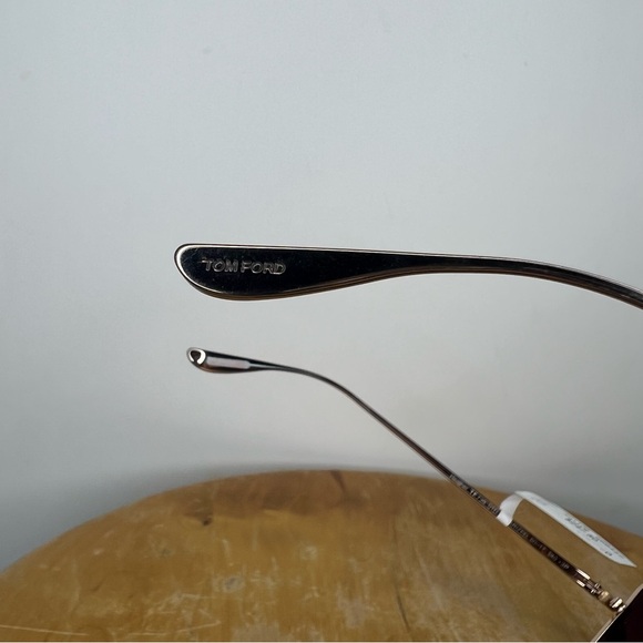 NEW TOM FORD HEATHER FT0739 01D Sunglasses | Frame color: Gold,Black - Picture 5 of 10